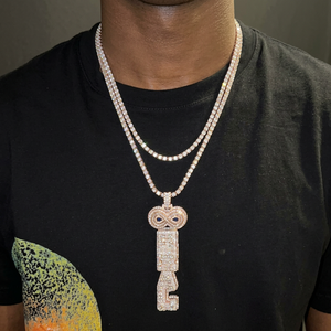 Collier pendentif clé infini en argent 925 plaqué or avec moissanite, style hip-hop, serti de pierres, pour homme, ensemble de bijoux personnalisés, cadeau - Product Image 1