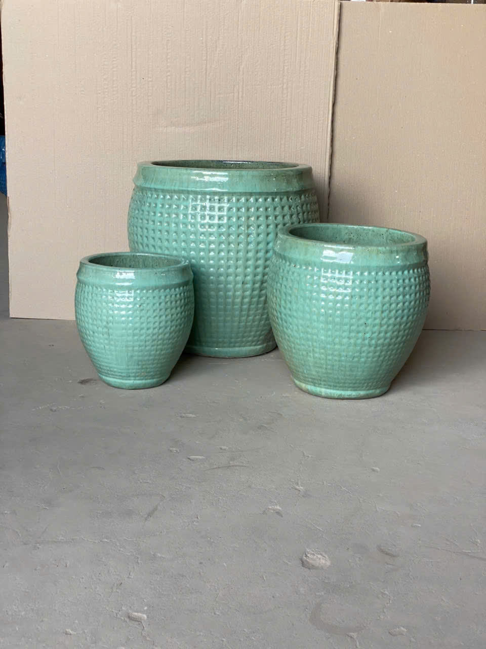 สีเขียวน้ำนม