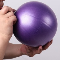 Mini Pelota de Yoga y Pilates de PVC Ecológica de 25 cm, Silla de Gimnasio para Estabilidad y Fitness en Casa, con Logotipo Personalizado Disponible para Entrenamiento Físico