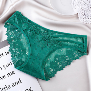 Culottes en dentelle florale pour femmes, transparentes en maille, sexy, couleur unie, taille mi-haute, confortables, avec entrejambe en coton, vente en gros - Product Image 1