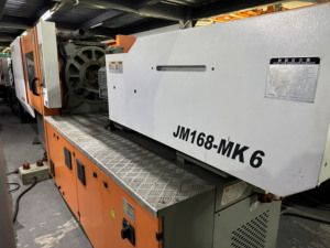 Máquina de Moldeo por Inyección Hidráulica Horizontal Chen Hsong JM-168 Usada de Alta Calidad, Bomba con Servomotor PLC, Fuerza de Sujeción de 1600kN - Product Image 5