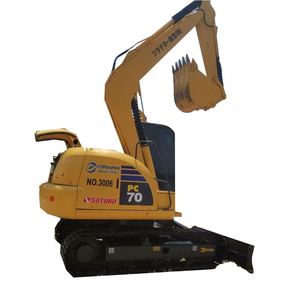 Excavadora Usada Komatsu PC75 de Japón, Modelo 2023, Alta Rentabilidad, con Bomba de Caja de Cambios y Componentes Kawasaki - Product Image 1
