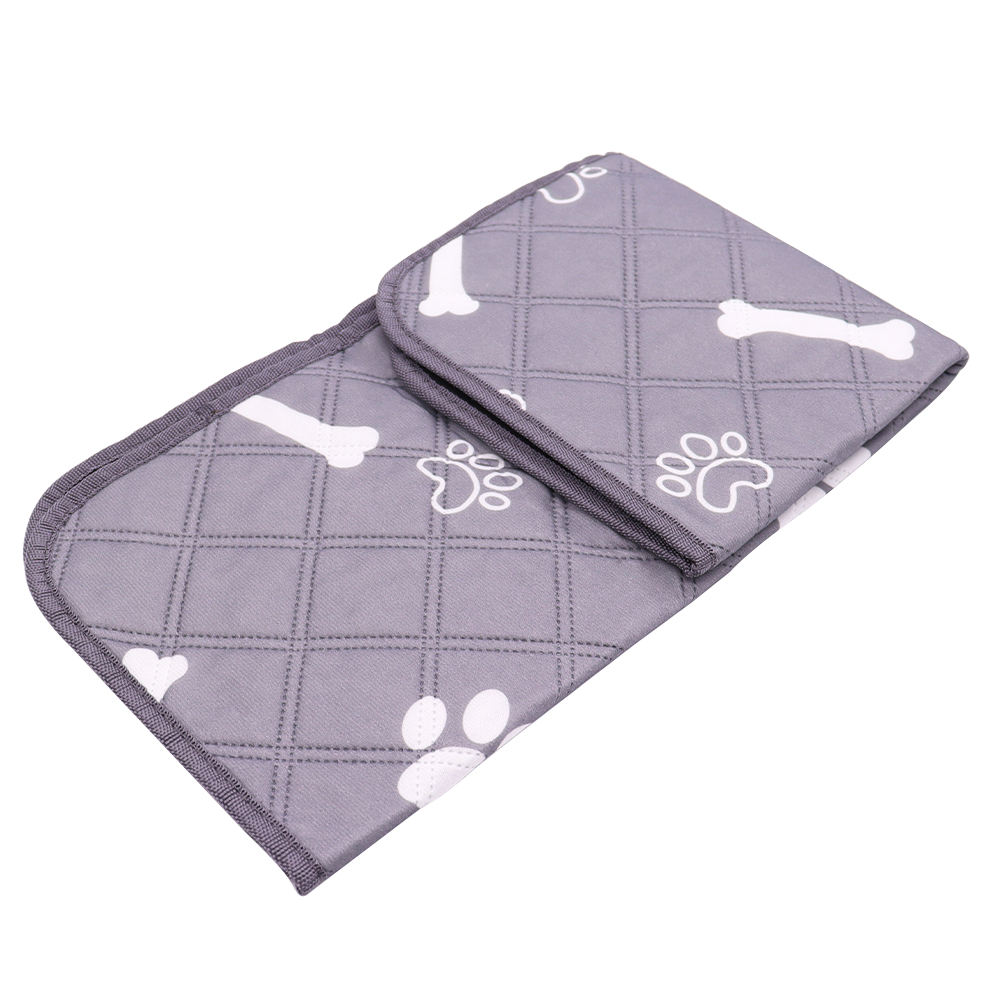 สีเทาอ่อน