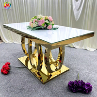 Table de banquet rectangulaire de luxe en acier inoxydable doré avec plateau en verre pour mariage, événement, réception, hôtel