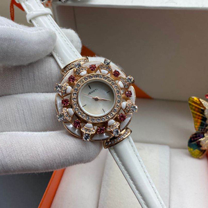 Montres à quartz luxueuses pour femmes profilées ensemble de diamants artisanat temps précis accessoires décoratifs fenêtre de cadran en cristal - Product Image 3