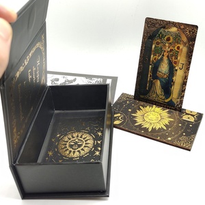 Cartas de <span class=keywords><strong>Tarot</strong></span> de Lámina Dorada Divinatoria Luxe Gloss, Fantástico Juego de Mesa con Soporte de Madera para Lectura Predictiva - Product Image 3