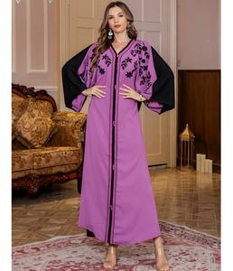 Nouveau En Stock Moyen-Orient Vêtements Femmes Musulmanes Longue Robe Corde Broderie Dubaï <span class=keywords><strong>Voyage</strong></span> Casual Arabe À Manches Longues Robes Robe - Product Image 1