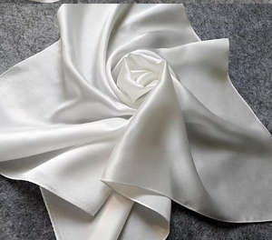 シルクハンカチスカーフ100% 100% シルクシルクバンダナブランクサテンスカーフDIY用 - Product Image 1