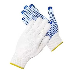 Guantes de Trabajo Negros con Puntos, Económicos, de PVC y Algodón Tejido, para Protección de Manos en la Construcción - Product Image 6