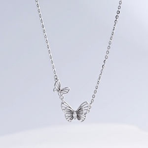 Collier pendentif croix en argent 925 plaqué or 18 carats, style hip hop, papillon, minimaliste, pour femmes. - Product Image 4
