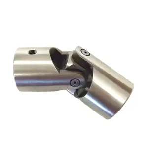 Dongguan fabricante personalização Aço inoxidável simples ou duplo aço precisão cardan três joint Universal Joint