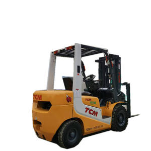 Chariot élévateur diesel d'occasion TCM FD30 3 tonnes en excellent état, moteur et boîte de vitesses d'origine japonaise, en promotion - Product Image 1