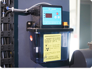 Tour à bois économique tour à bois avec dépoussiéreur pour un processus de traitement plus sain - Product Image 3