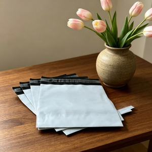 Windproof Waterproof Poly Mailers Colored Bulk Stock Plastic Mailing Bags For <b>Long</b> Distance Outdoor Delivery - Product Image 1