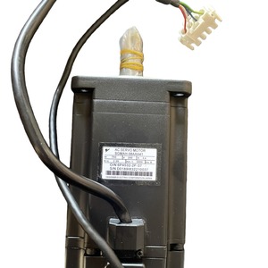 Moteur de robot industriel Acerbi SGMPH-04A2A-YR52 - Product Image 4