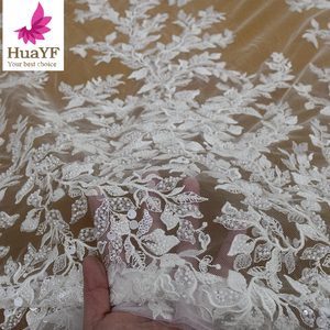 HY2848 뜨거운 판매 잎 패턴 수 놓은 웨딩 원피스 레이스 구슬 장식 조각 간단한 디자인 아프리카 얇은 명주 그물 직물 - Product Image 2