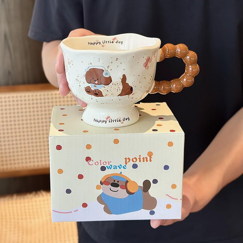 เสื้อสีเหลือง ถ้วยเดี่ยว