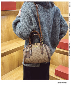 Sacs à main imprimés tendance 2026 pour femmes, sacs coquille populaires <span class=keywords><strong>en</strong></span> gros pour le shopping <span class=keywords><strong>en</strong></span> <span class=keywords><strong>ligne</strong></span> <span class=keywords><strong>en</strong></span> Chine - Product Image 6