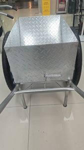 Zware verzinkte geëmbosseerde ijzeren plaat transportkar met twee wielen voor bouw, magazijn & landbouw materiaaltransport - Product Image 4