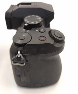 Appareil photo numérique d'occasion <span class=keywords><strong>Lumix</strong></span> DMC-<span class=keywords><strong>G7</strong></span> 16MP avec monture M4/3 et enregistrement vidéo 4K - Product Image 4