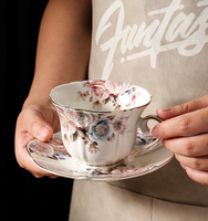 Service à thé en porcelaine fine plaqué or style élégance européenne, motif rose bleue vintage - Tasses et soucoupes sans BPA, compatibles lave-vaisselle