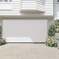 Porte de garage à enroulement isolée moderne avec double paroi en alliage d'aluminium, valeur R 3.2, surface finie, pour usage en parc et en villa