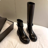 Bottes mi-hautes à plateforme avec sangle à boucle bidirectionnelle détachable, bottes de chevalier pour femmes, bottes à la cheville en cuir