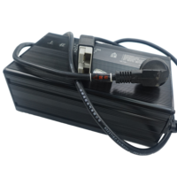 Chargeur de batterie au lithium 60V 20A pour tricycle électrique, adaptateur de chargeur de vélo électrique haute efficacité