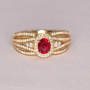 Anillo de Rubí Ovalado Q784, Oro Sólido de 18K, Engaste Pavé, Diamantes de Corte Brillante Redondo, Anillo de Compromiso con Gema para Mujer - Product Image 3