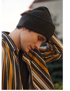 Berretto in Puro Cashmere Lavorato a Maglia con Logo Personalizzato, Nuova Collezione Inverno 2026 per Adulti - Product Image 6