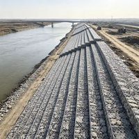 Jaring Gabion Galvanis Panas untuk Penguatan Tepi Sungai, Anti Erosi, untuk Proyek Pertahanan Banjir