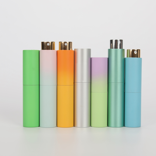 Wholesale 30ml Travel Portable Refillable Pump Mini Perfume Atomizer with Screen Printing for Aromatherapy Twist up