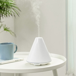 Diffuseur d'arômes, humidificateur ultrasonique, commande tactile, sur table, alimenté par USB, en plastique, avec fonction de minuterie - Product Image 5
