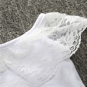 Conjunto de Ropa para Bebé Recién Nacido con Diseño Estampado y Cuello de Encaje, Venta al Por Mayor - Product Image 3