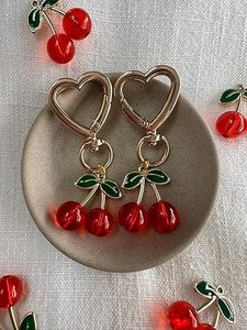 Graziosi Ciondoli a Forma di Ciliegia Kawaii per Borse e Portachiavi da Donna, Decorazioni per Chiavi dell'Auto, Regali, Accessori, Ciondolo Trasparente, Portachiavi a Ciliegia - Product Image 2