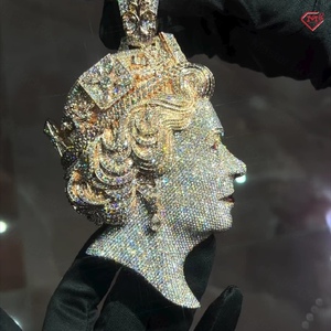 Ciondolo Hiphop Mossanite ghiacciato da uomo 3D ciondolo doppio lato 925 argento personalizzato Moissanite - Product Image 1
