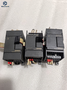 Module PLC 6ES7 231-7PC22-0XA0, module de contrôle industriel, contrôleur logique programmable, module d'entrée/sortie numérique, industriel - Product Image 1