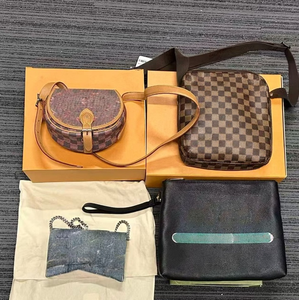 Bolsos de Lujo Vintage de Segunda Mano, Bandolera de Lona a Cuadros, Bolso Tipo Saddle con Estampado, Mini Bolso de Mezclilla y Cartera de Cuero para Mujer - Product Image 1