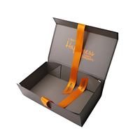 Boîte à bijoux rigide avec insert en mousse gravé sur mesure, logo personnalisé, fermeture magnétique