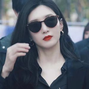 แว่นกันแดด Gm สำหรับทุกเพศ กรอบสีดำ PC เลนส์โพลาไรซ์ป้องกันรังสียูวี 400 ประเภท 3 แว่นกันแดดทรงกรอบเล็ก SL212 - Product Image 5