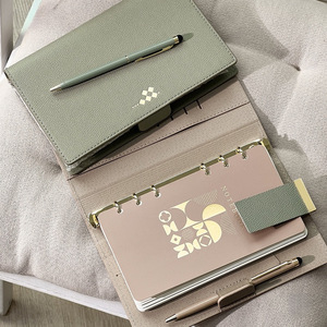 <span class=keywords><strong>Carnet</strong></span> à couverture rigide en cuir PU A5 avec étiquette métallique, planificateur à feuilles mobiles, <span class=keywords><strong>carnet</strong></span> <span class=keywords><strong>de</strong></span> notes <span class=keywords><strong>de</strong></span> bureau, <span class=keywords><strong>carnet</strong></span> d'affaires - Product Image 3