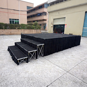 Escenario Portátil con Plataforma Elevadora Plegable Tipo Araña, Acabado en Alfombra Negra - Product Image 1