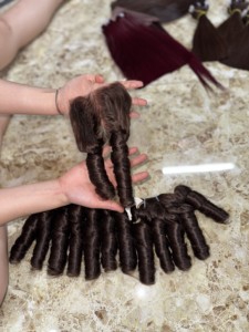 Cheveux humains vietnamiens 100% vierges bruts, cuticules alignées, mèches de cheveux naturelles, extrémités épaisses pour la vente en gros - Product Image 2