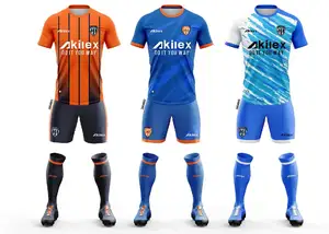 China Supplier Custom Made 2023 New Design Quick Dry Low MOQ Men Soccer Jersey Uniforms Set