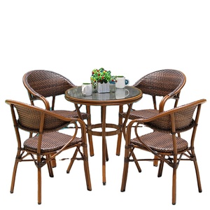 Ensemble <span class=keywords><strong>table</strong></span> et chaises en rotin pour <span class=keywords><strong>balcon</strong></span>, style simplicité moderne, pour hôtel, villa, jardin, <span class=keywords><strong>chaise</strong></span> de loisirs, <span class=keywords><strong>chaise</strong></span> en rotin tressé - Product Image 1