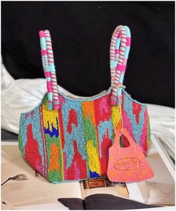 Bolso de Mano Bordado con Cuentas Hecho a Mano de la Mejor Calidad para Mujer, Bolso de Moda de Lujo para Bodas, Fiestas y Uso Diario en Venta - Product Image 5