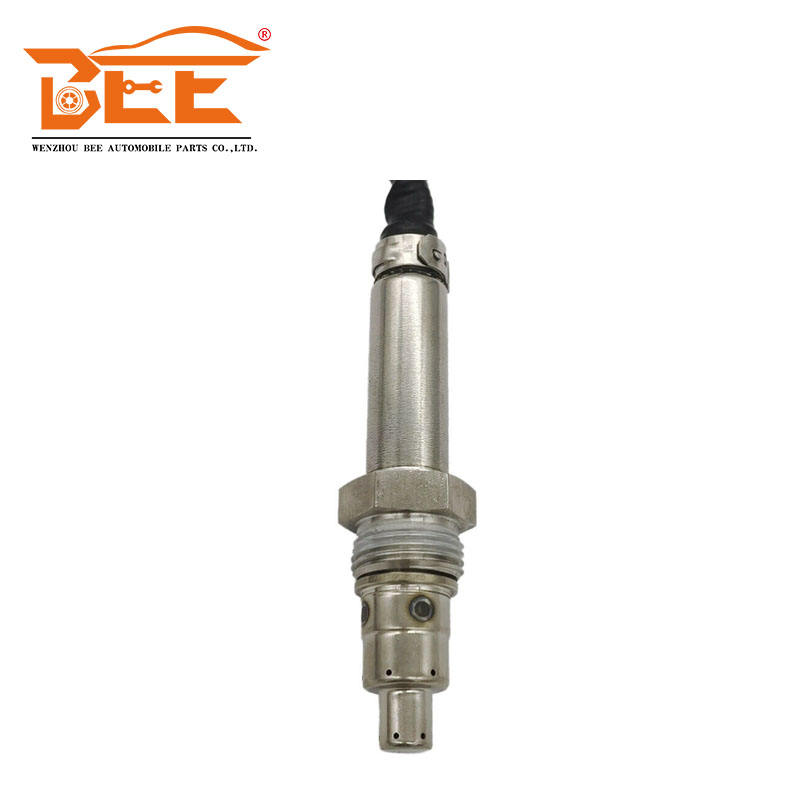 Noxセンサー 窒素酸化物センサー ベンツ用 アクトロス用 A0101531428 0101531428 5Wk97329ANOX窒素酸化物センサー5WK97329A  A0101531428 0101531428 24Vベンツ対応 Actros Trcuk 車の窒素酸素 Nox センサー 5WK97329A  A0101531428 0101531428 、互換性のあるベンツ Actros ... NOX窒素酸化物センサー5WK97329A A0101531428 0101531428ベンツActros Trcuk車用窒素酸素N