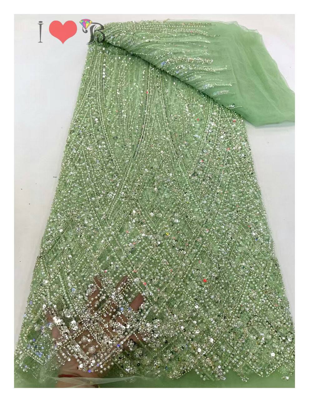 สีเขียวอ่อน