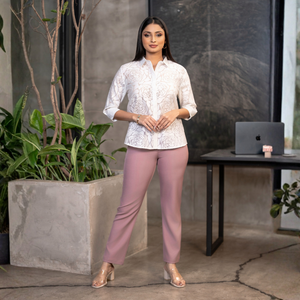 Top de Jacquard Blanco de Lujo, Versátil, Casual y Premium, Bordado, Suave y Transpirable, para Mujer, Uso por Temporada - Product Image 4