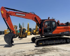 Excavadora Doosan DX225 usada y barata, excavadora hidráulica de alto rendimiento de segunda mano de más de 20 y 22 toneladas para construcción con pocas horas - Product Image 3